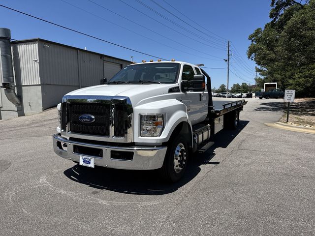 2026 Ford F-650SD Base