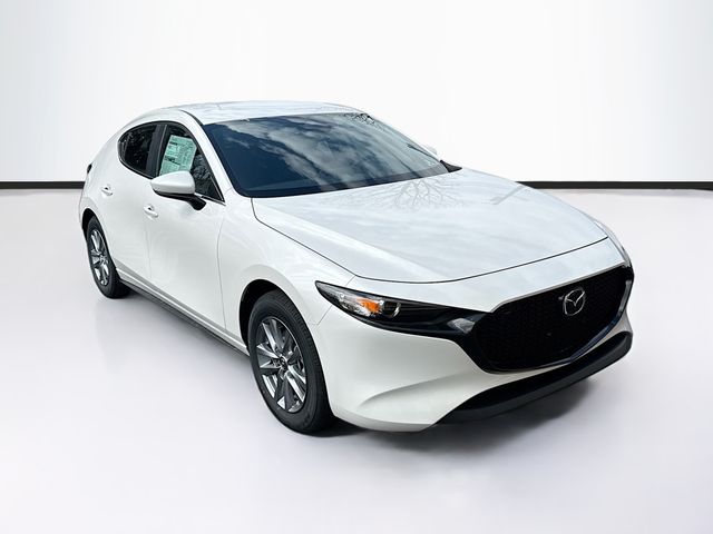 Snowflake White Pearl Mica 2026 Mazda MAZDA3 Hatchback Front-Wheel Drive 6-Speed Automatic