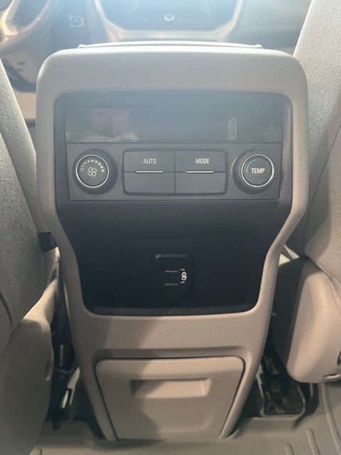 2019 GMC Acadia SLE-2 photo