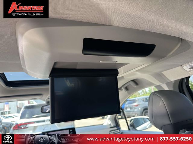Used 2023 Toyota Sienna Van