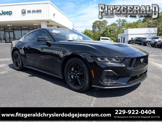 Shadow Black 2025 Ford Mustang GT Fastback RWD Coupe Rear-Wheel Drive Automatic