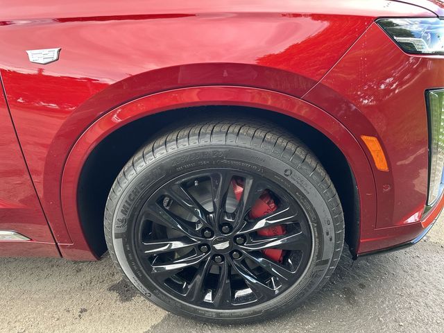 2024 Cadillac XT6 Sport photo