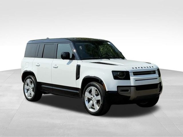 2025 Land Rover Defender 110 X-Dynamic SE 7