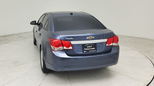 2014 Chevrolet Cruze LS - 3