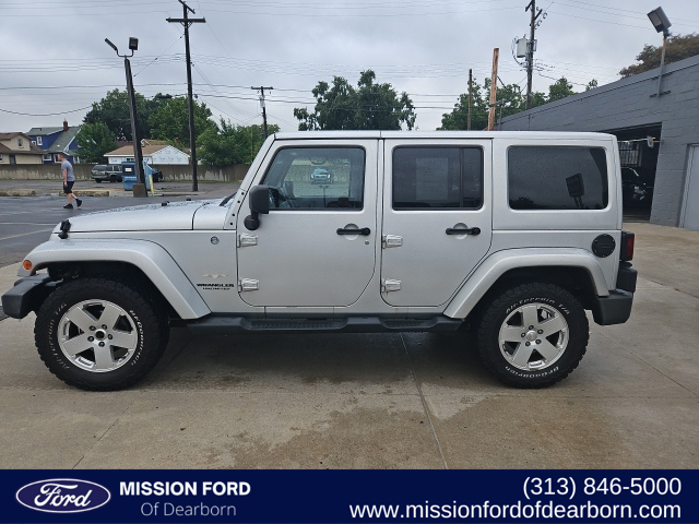 2012 Jeep Wrangler Unlimited Sahara 7