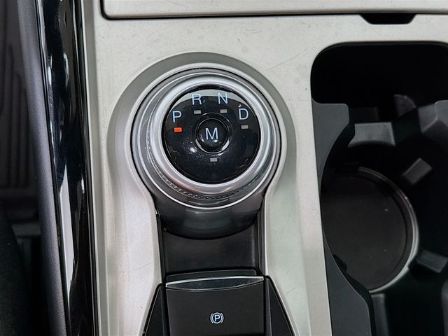 2021 Silver Metallic Ford Explorer ST 4X4 SUV