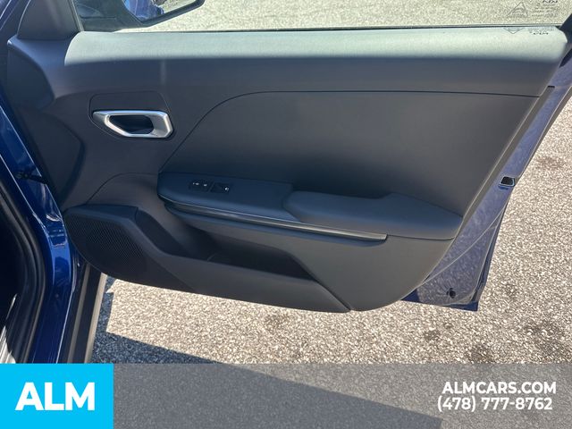Used 2025 Blue Kia LXS image 16