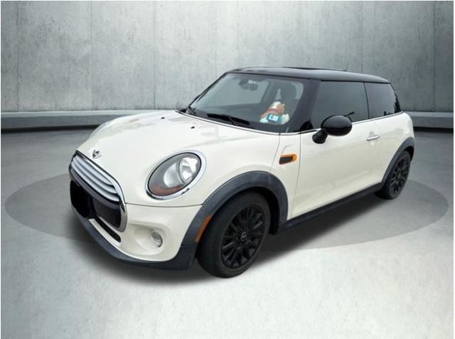 Pepper White 2015 MINI Cooper Hatchback Front-Wheel Drive 6-Speed Automatic