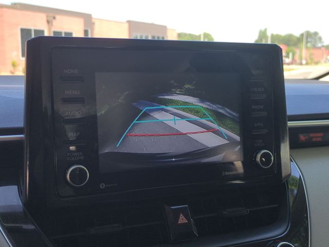 Used 2022 Black Toyota L image 37