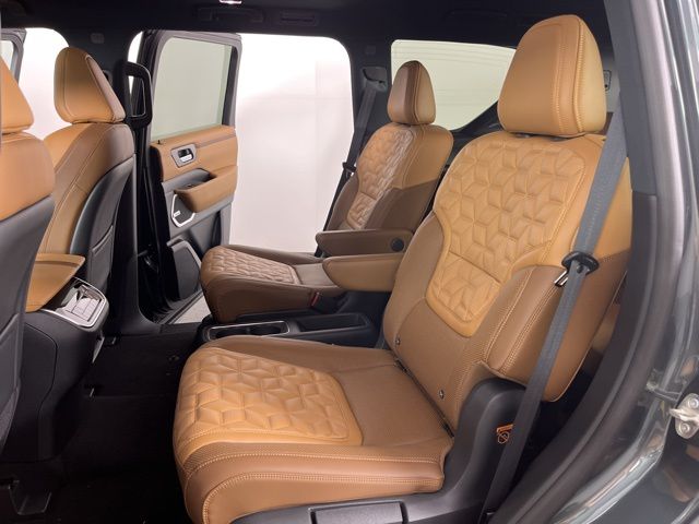 2025 Alpine Metallic Nissan Armada Platinum RWD SUV