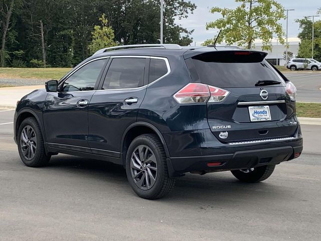 2016 Nissan Rogue SL 8