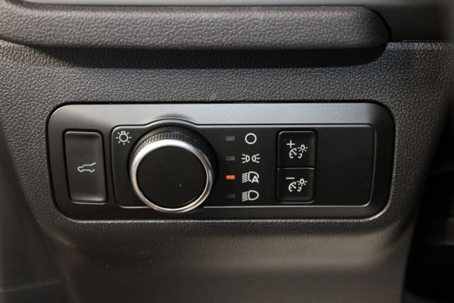 2025 Ford Escape ST-Line photo 9