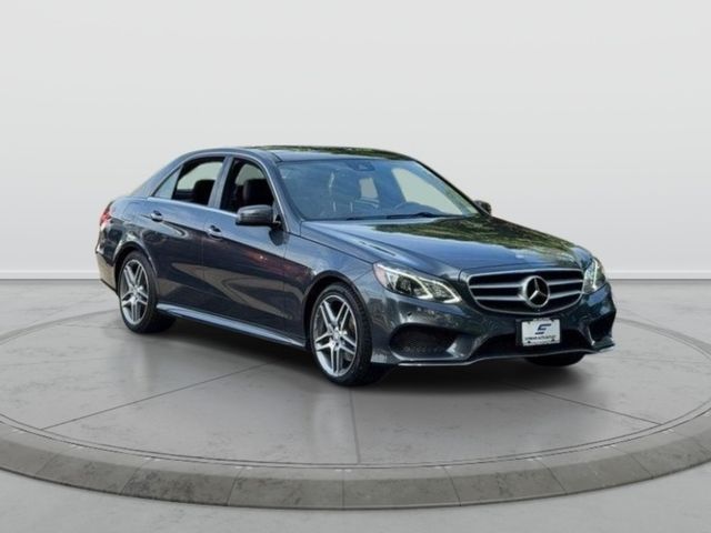 2016 Mercedes-Benz E-Class E400's photo