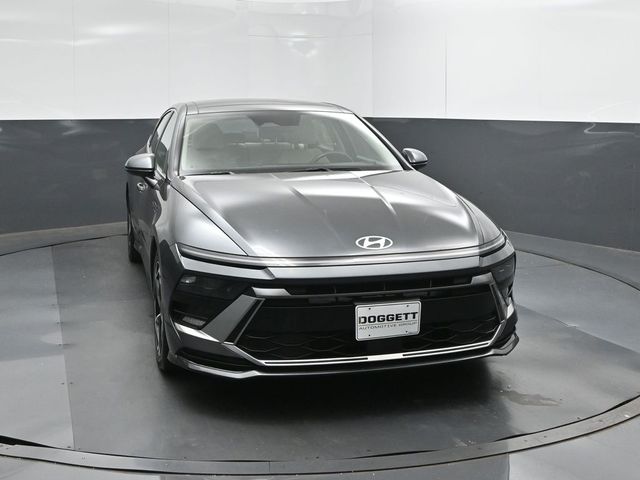 Used 2024 Hyundai Sonata Sedan