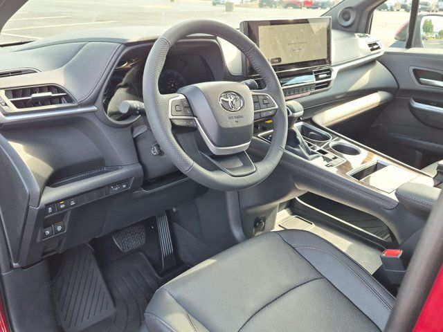 Used 2026 Toyota Sienna Van