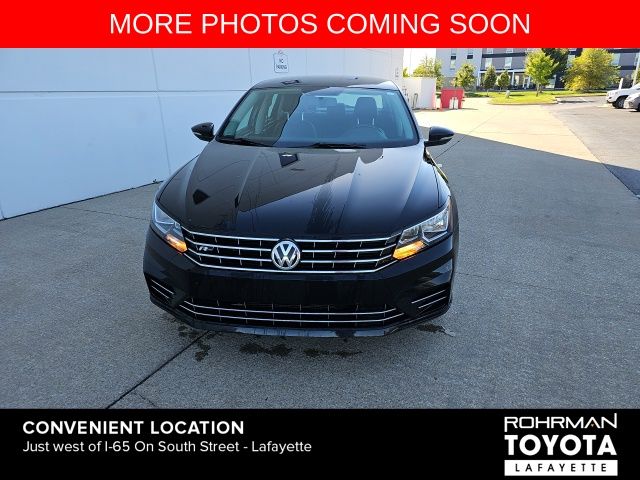 2017 Volkswagen Passat 1.8T R-Line 2