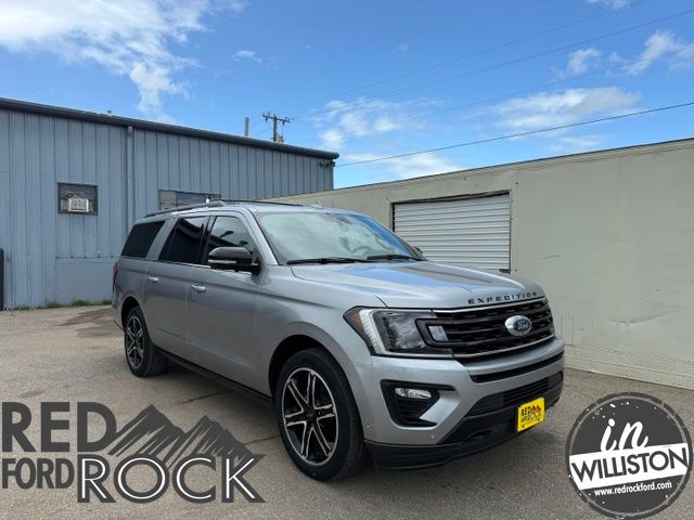 Silver Metallic 2021 Ford Expedition SUV / Crossover Four-Wheel Drive Automatic
