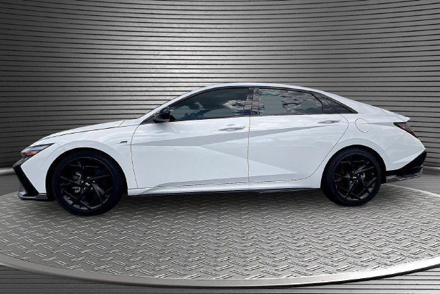 Used 2024 Hyundai Elantra Sedan