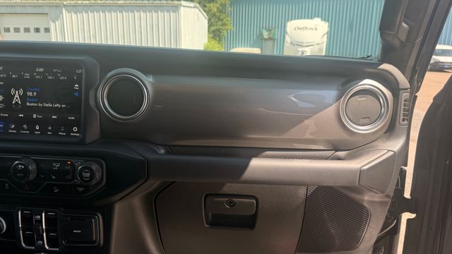 Used 2020 Jeep Wrangler SUV