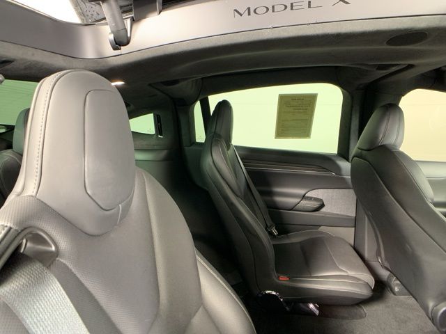 2022 Tesla Model X Plaid 23