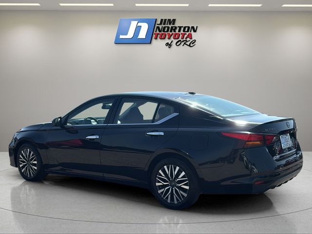 2025 Nissan Altima SV - Photo 7