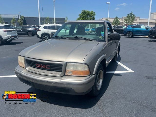 Pewter Metallic 1999 GMC Sonoma Pickup Truck Rear-Wheel Drive 4-Speed Automatic Overdrive