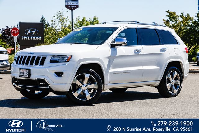 Bright White Clearcoat 2014 Jeep Grand Cherokee Overland 4WD SUV / Crossover Four-Wheel Drive 8-Speed Automatic