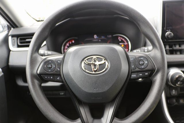 2023 Toyota RAV4 XLE 7