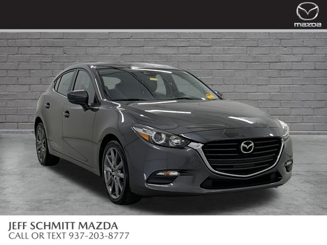 Machine Gray Metallic 2018 Mazda MAZDA3 Hatchback Front-Wheel Drive 6-Speed Automatic