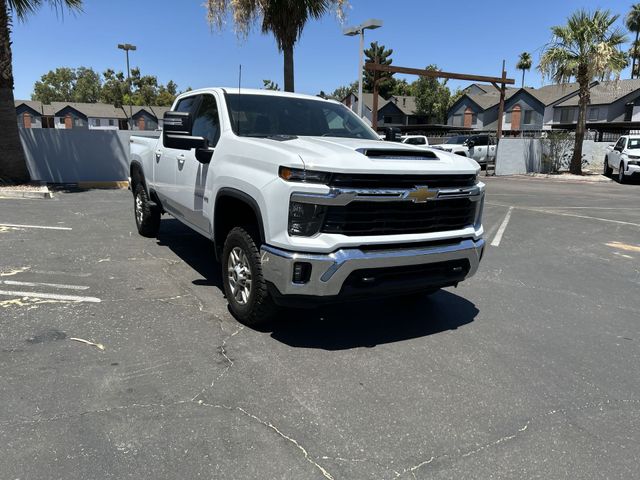 2025 Chevrolet Silverado 2500HD LT Crew Cab 4WD