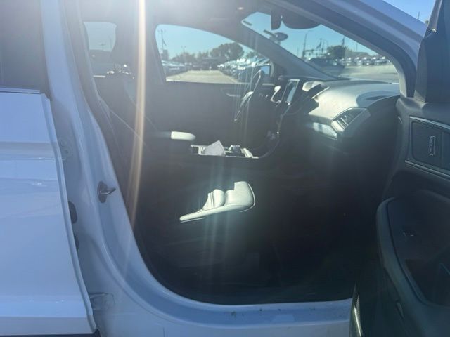 2022 Oxford White Ford Edge SEL AWD SUV