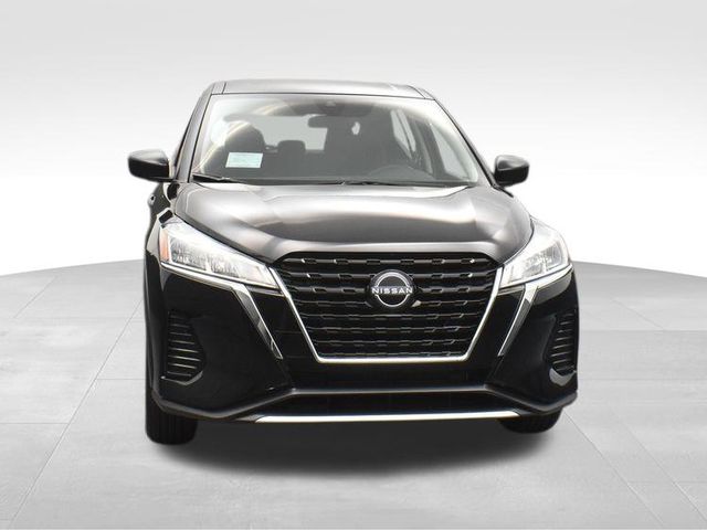 2024 Nissan Kicks S 4