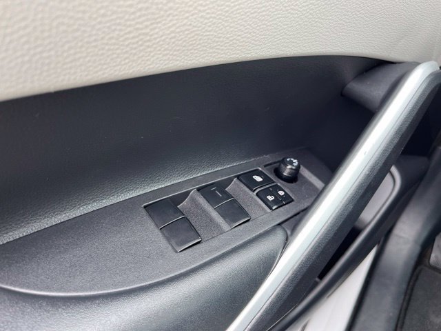 Used 2025 Toyota Corolla Cross SUV