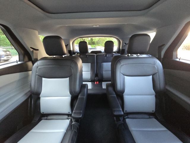 2023 Ford Explorer XLT:B02479