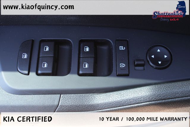 Used 2023 Kia Sportage Hybrid SUV