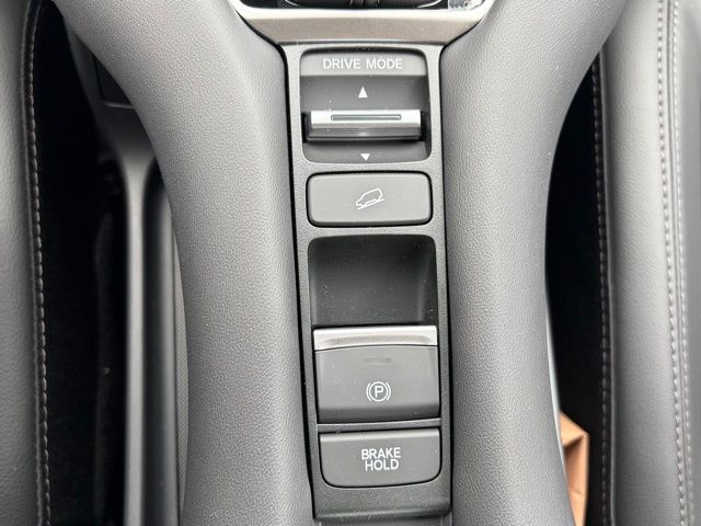 new 2026 Honda HR-V car, priced at $32,400