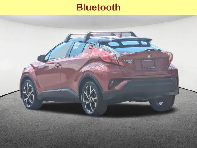 2021 Toyota C-HR XLE 8