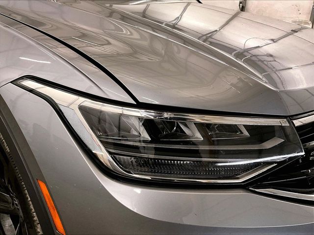 2023 Volkswagen Tiguan 2.0T SE R-Line Black Silver at Spitzer Acura