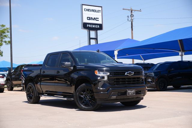 Black 2022 Chevrolet Silverado 1500 RST Crew Cab 4WD Pickup Truck Four-Wheel Drive Automatic