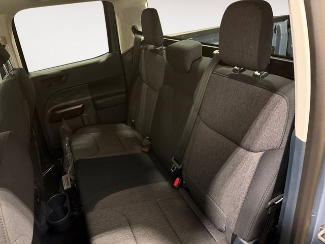 New 2026 Azure Gray Metallic Ford XLT image 13