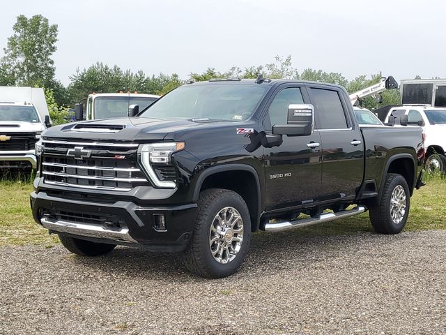 New 2026 Chevrolet Silverado 3500 LT Crew Cab for sale #T1206293 - photo 1