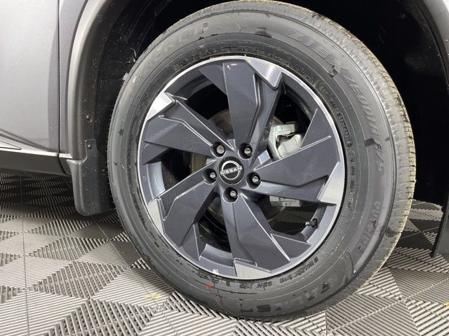 2025 Gun Metallic Nissan Rogue SV FWD SUV