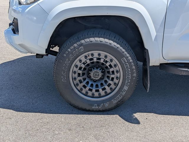 2020 Toyota Tacoma - Image 33