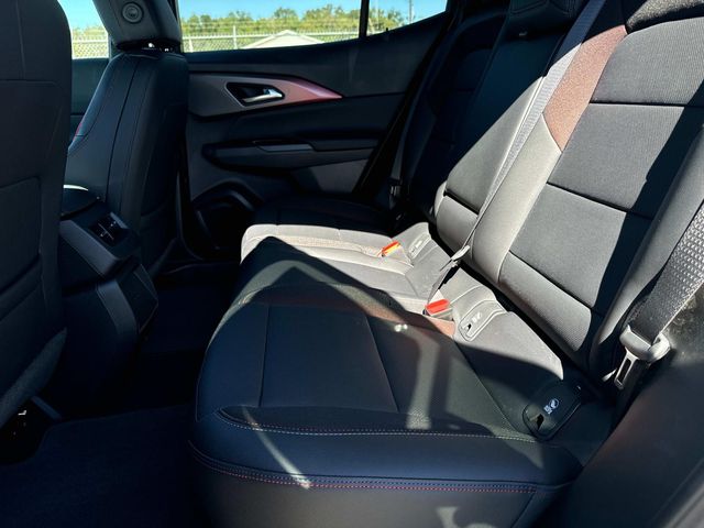2025 Chevrolet Equinox EV RS Gray at Supreme Chevrolet of Gonzales