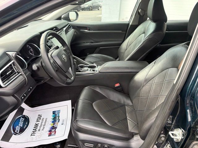 Used 2018 Blue Toyota XLE image 24