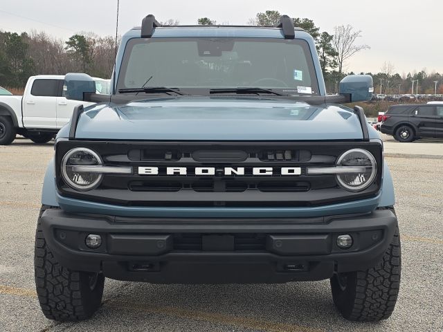 2023 Ford Bronco Big Bend:B02033