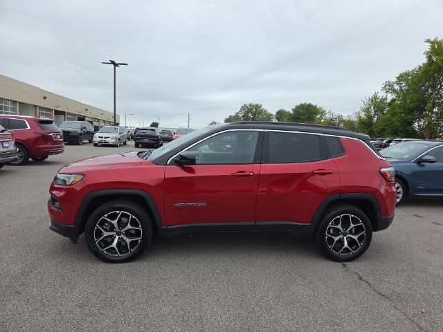 Red Hot Pearlcoat 2025 Jeep Compass SUV / Crossover Four-Wheel Drive 8-Speed Automatic
