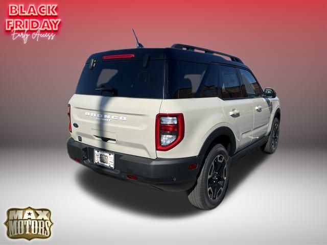 2024 Ford Bronco Sport Outer Banks 12