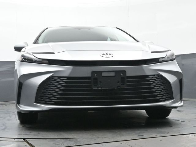 2025 Toyota Camry LE 41