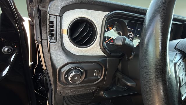 Used 2024 Black Jeep Sport S image 21